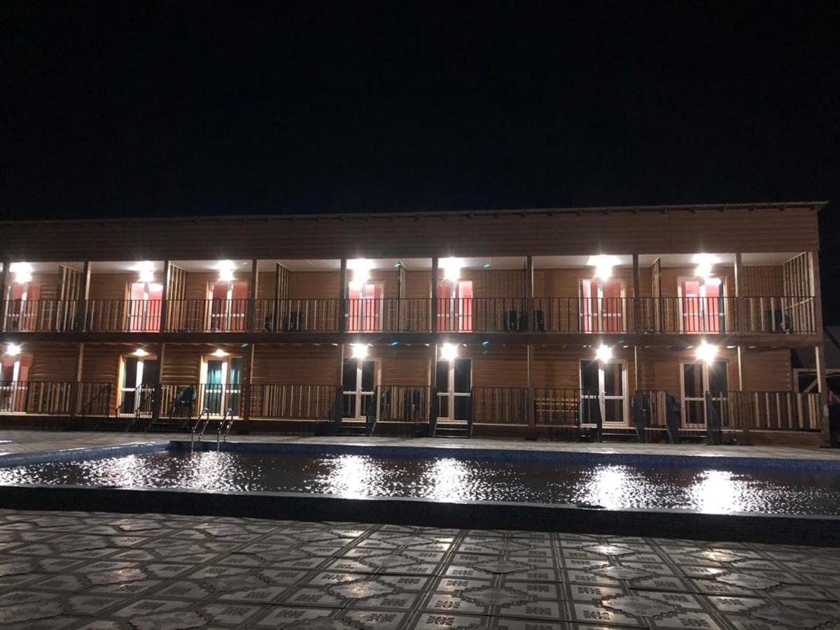 Семейная Зона Отдыха Lafa Hotel Balkhash Exterior foto